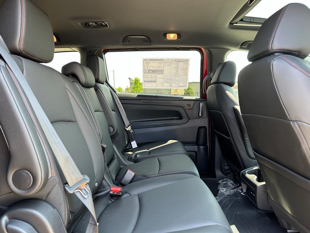 new 2025 Honda Odyssey car, priced at $45,275