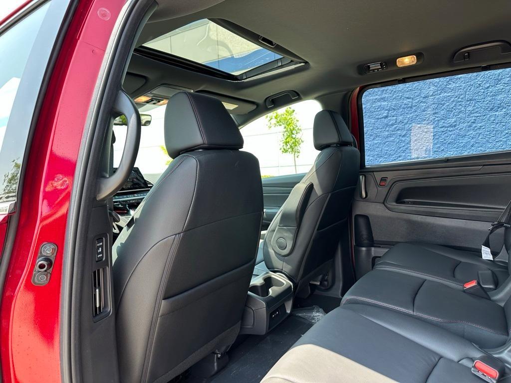 new 2025 Honda Odyssey car, priced at $45,275