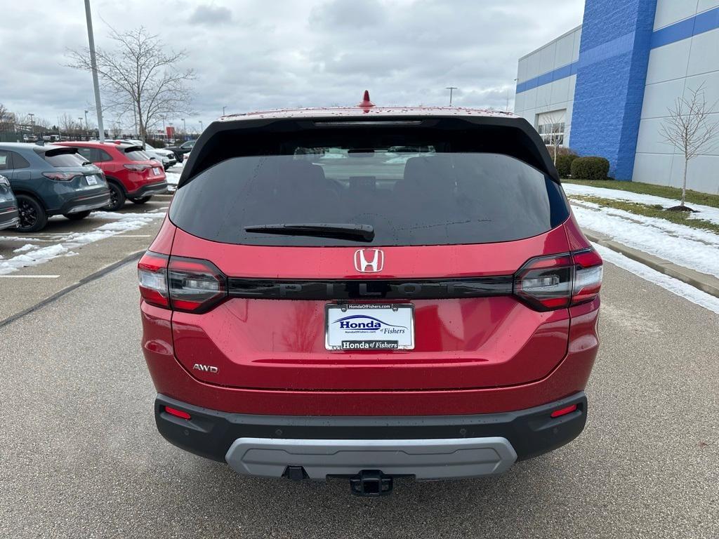 new 2025 Honda Pilot car, priced at $48,930