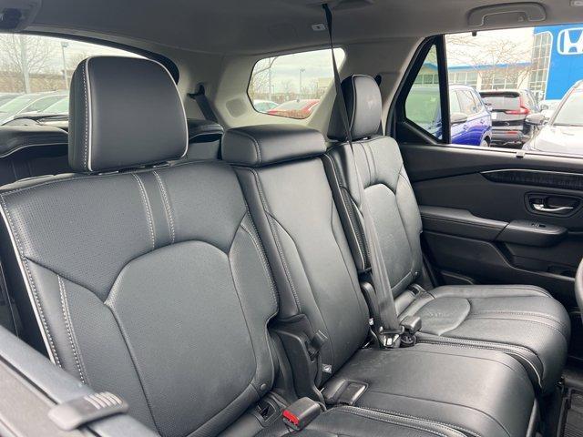 used 2025 Honda Pilot car, priced at $51,274