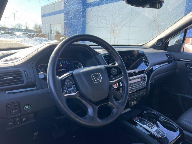 used 2022 Honda Pilot car, priced at $36,623