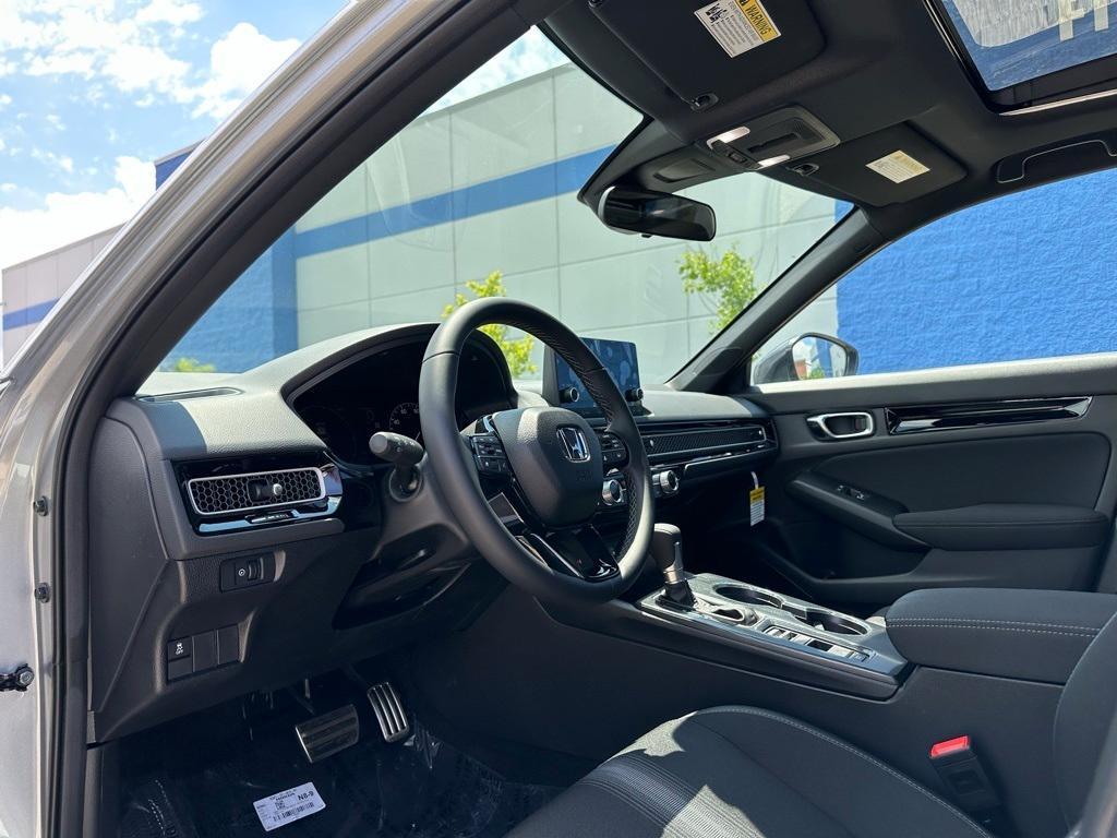 new 2025 Honda Civic Hybrid car, priced at $30,100