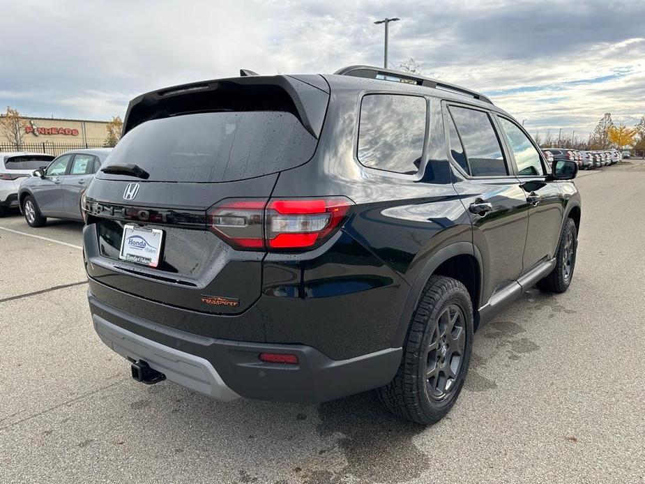 new 2025 Honda Pilot car, priced at $50,795