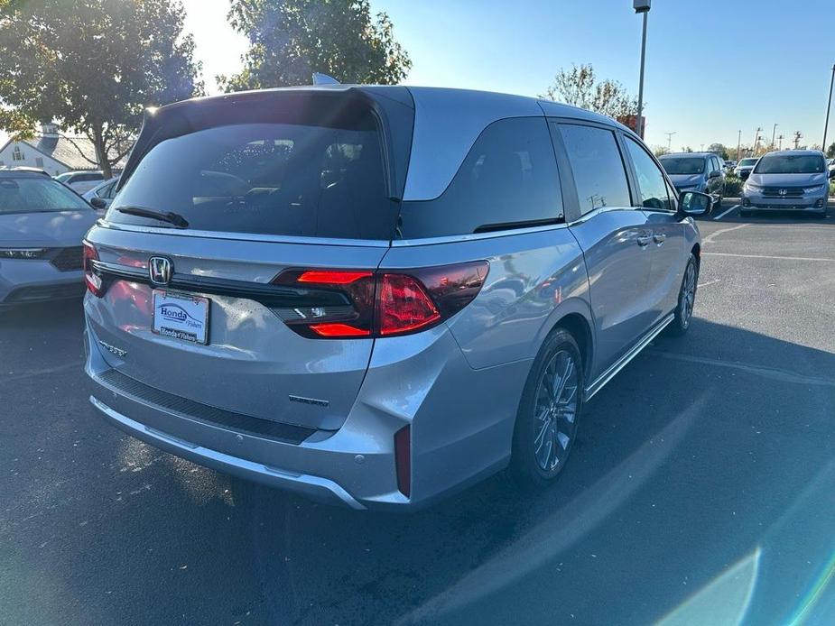 new 2025 Honda Odyssey car, priced at $48,005