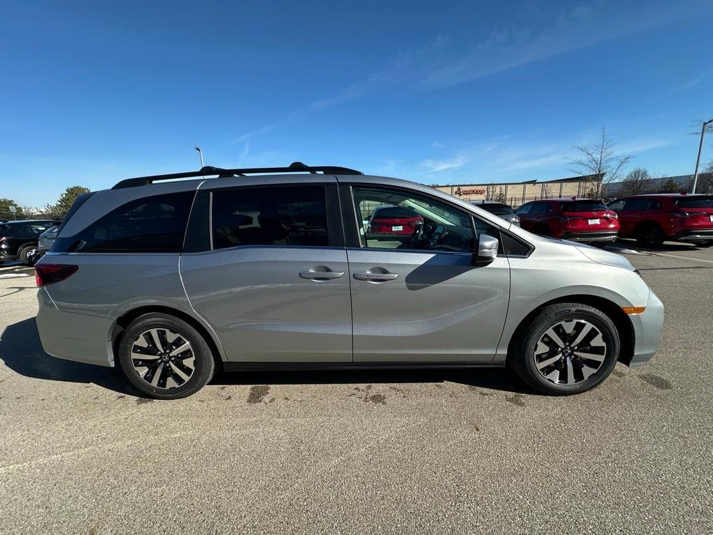 new 2025 Honda Odyssey car, priced at $43,910