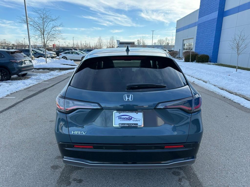 new 2025 Honda HR-V car, priced at $32,805