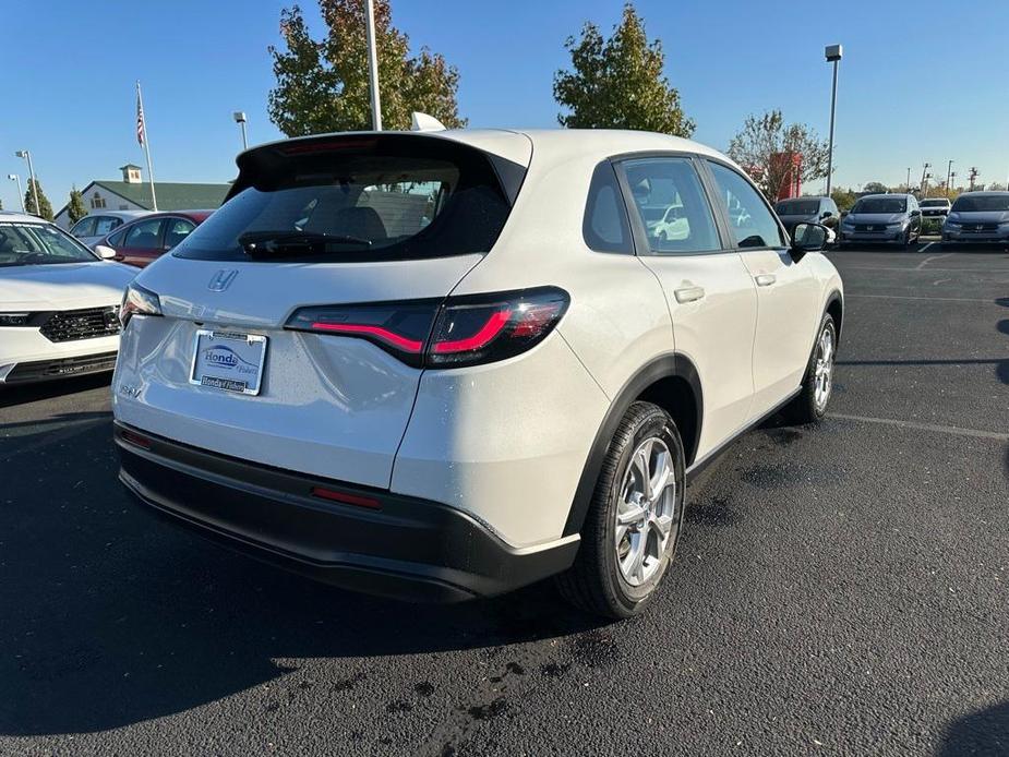 new 2025 Honda HR-V car, priced at $28,405