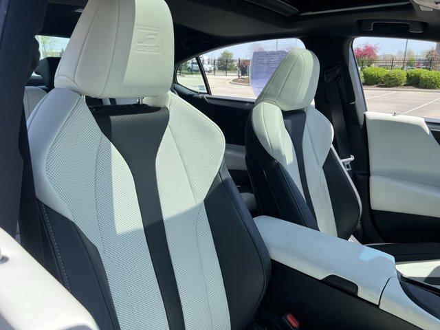 used 2022 Lexus ES 300h car, priced at $36,387