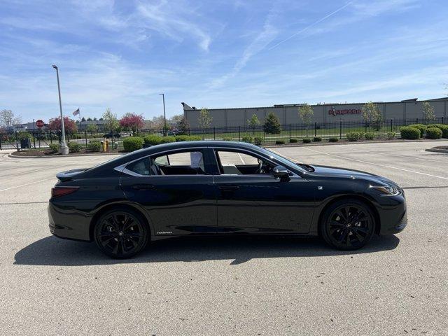 used 2022 Lexus ES 300h car, priced at $36,387