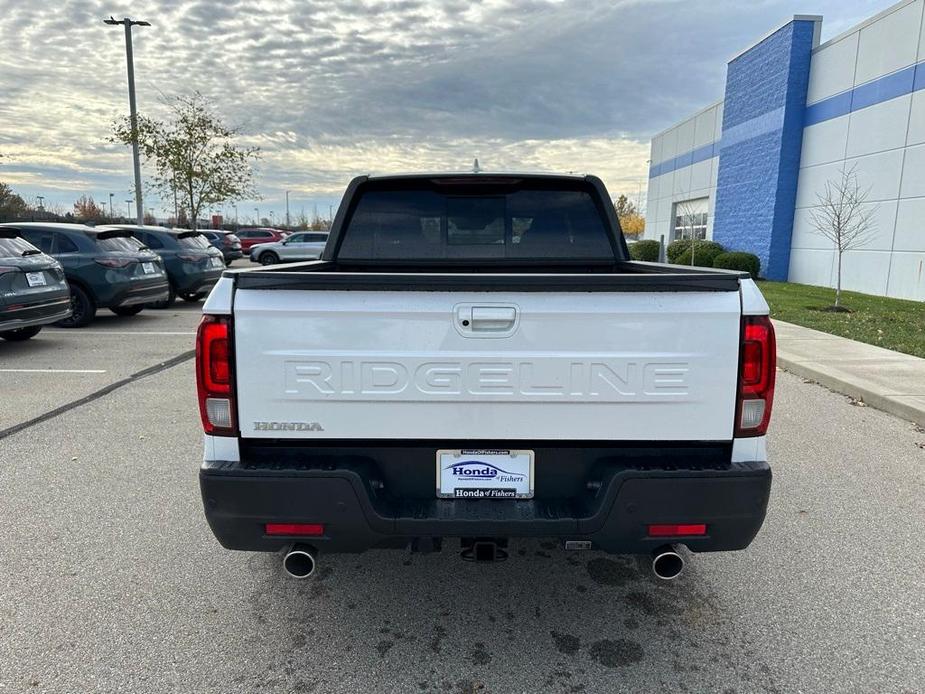 new 2025 Honda Ridgeline car, priced at $48,600