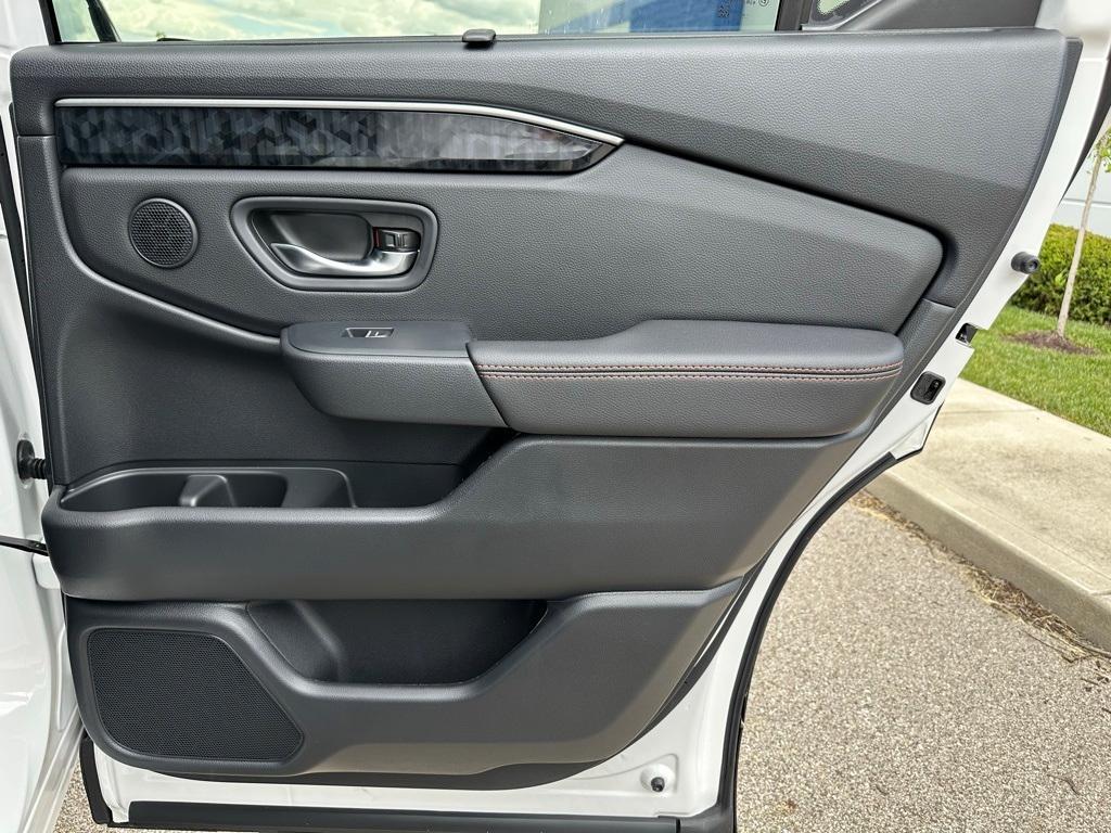 new 2026 Honda Passport car, priced at $54,355