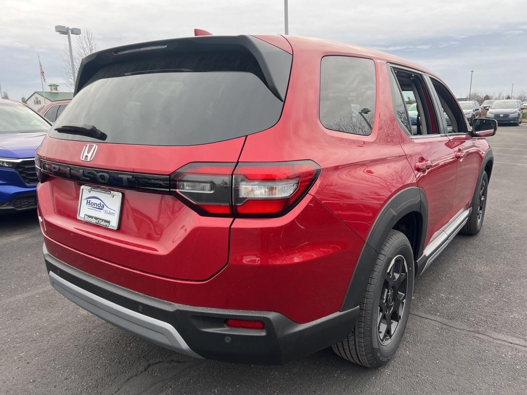 new 2025 Honda Pilot car, priced at $50,200