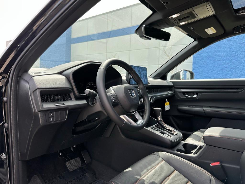 new 2025 Honda CR-V Hybrid car, priced at $40,545