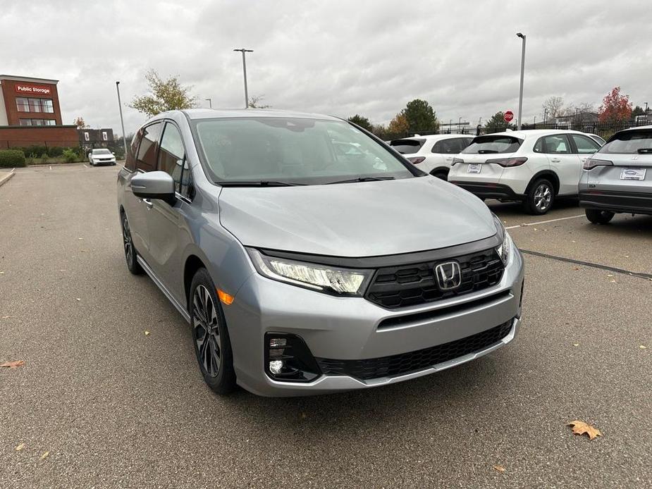 new 2025 Honda Odyssey car, priced at $52,275