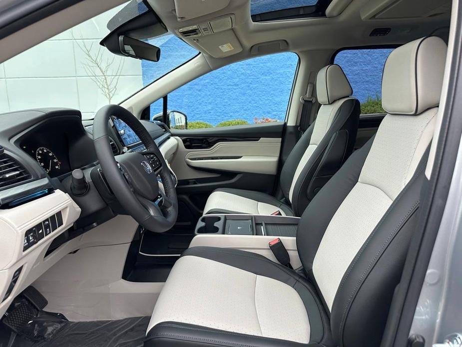 new 2025 Honda Odyssey car, priced at $52,275