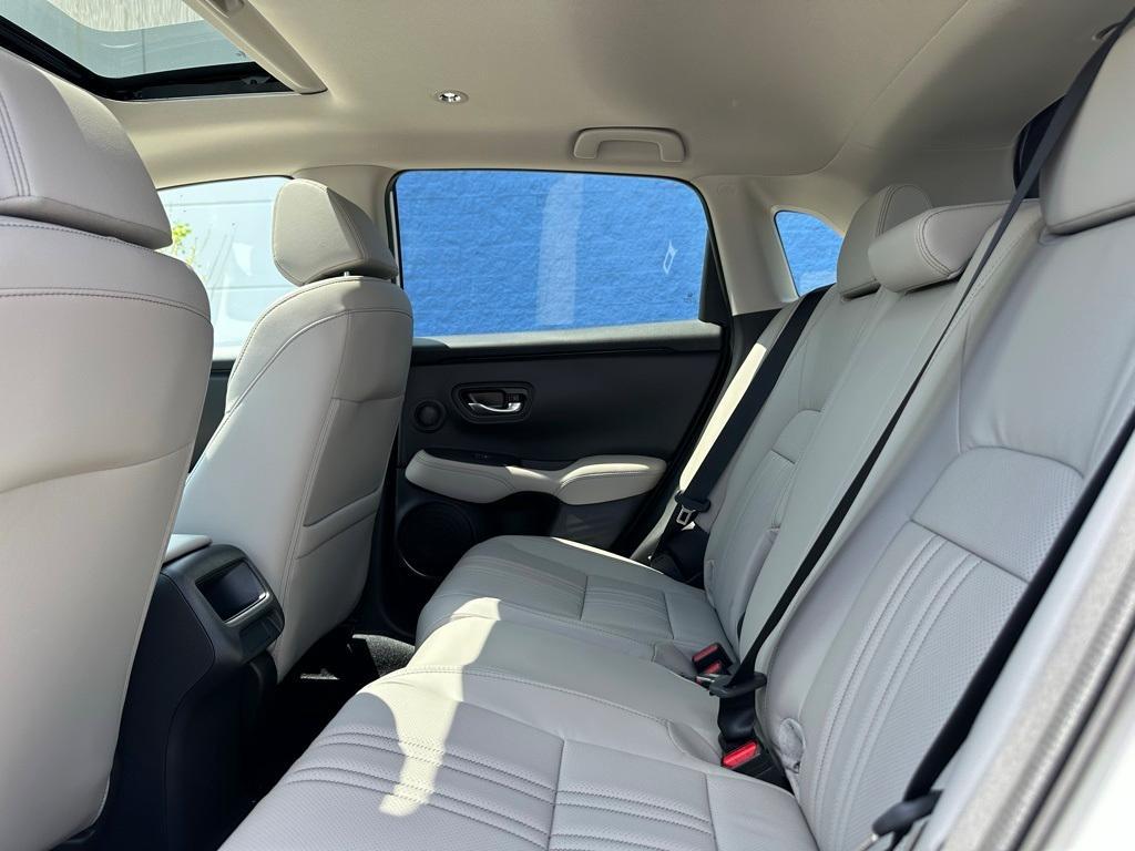 new 2025 Honda HR-V car, priced at $32,850