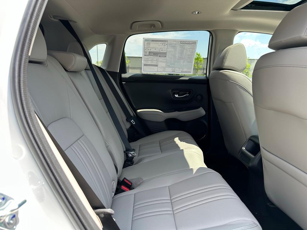 new 2025 Honda HR-V car, priced at $32,850