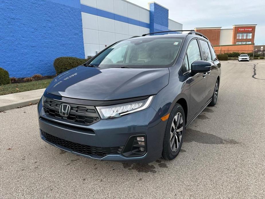 new 2025 Honda Odyssey car, priced at $43,910