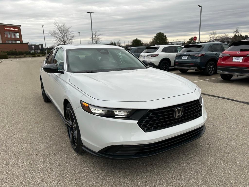 new 2025 Honda Accord Hybrid car, priced at $35,205