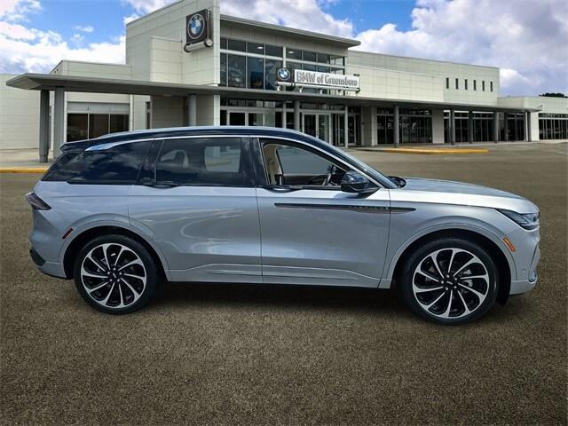 used 2024 Lincoln Nautilus car, priced at $58,750