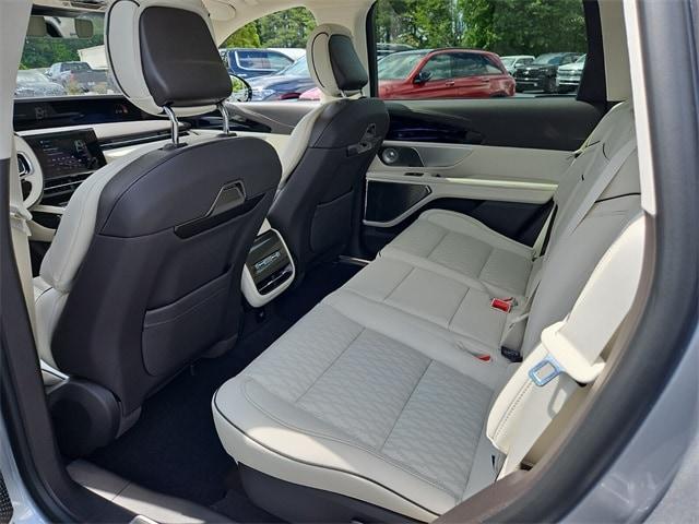 used 2024 Lincoln Nautilus car, priced at $58,750