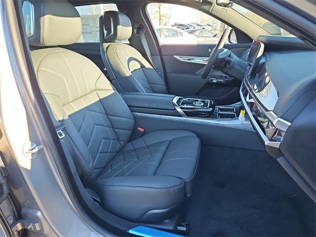 new 2025 BMW i7 car, priced at $113,205