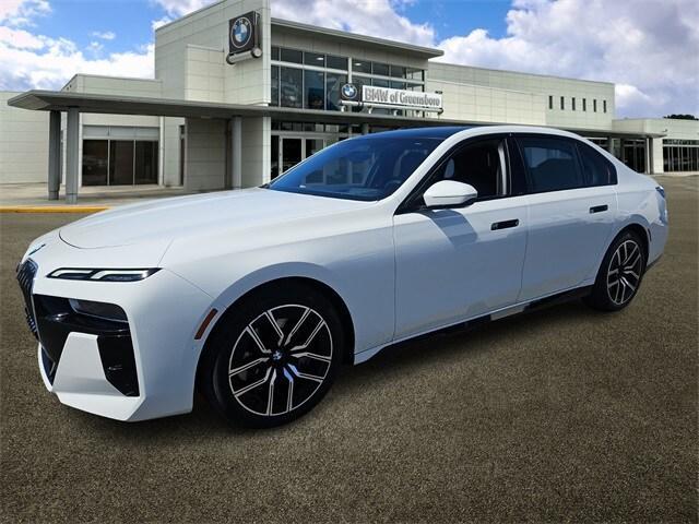 new 2023 BMW 760 car, priced at $83,623