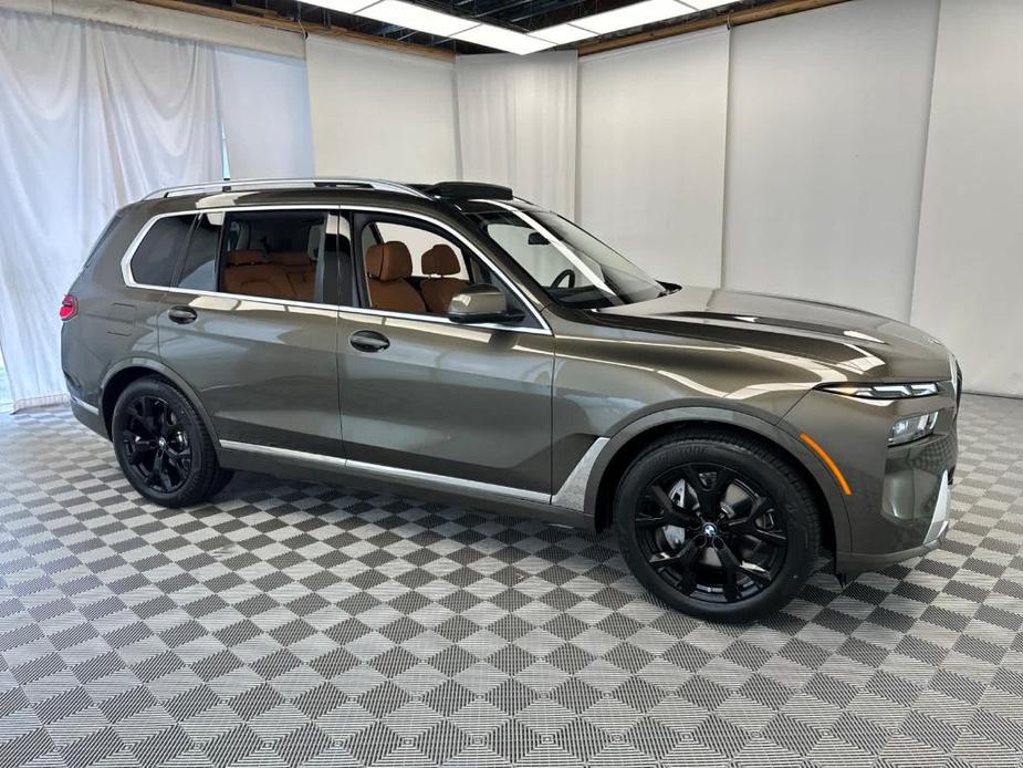 new 2025 BMW X7 car, priced at $92,035