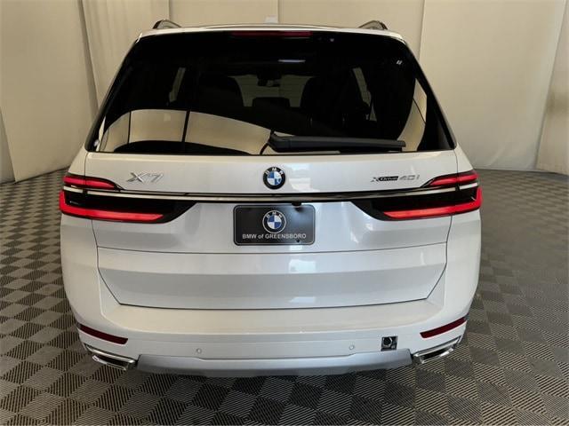 new 2025 BMW X7 car, priced at $93,735