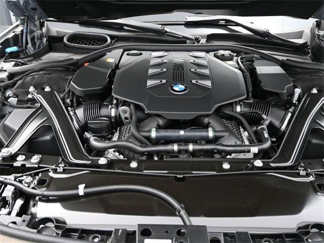 new 2025 BMW 760 car, priced at $134,105