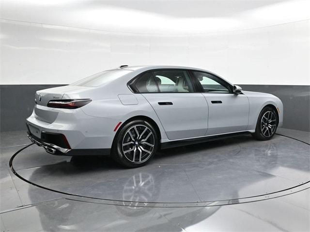 new 2025 BMW 760 car, priced at $134,105