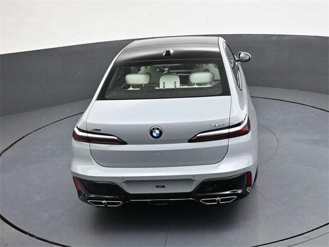 new 2025 BMW 760 car, priced at $134,105