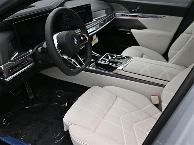 new 2025 BMW 760 car, priced at $134,105