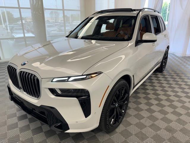 new 2025 BMW X7 car, priced at $95,145