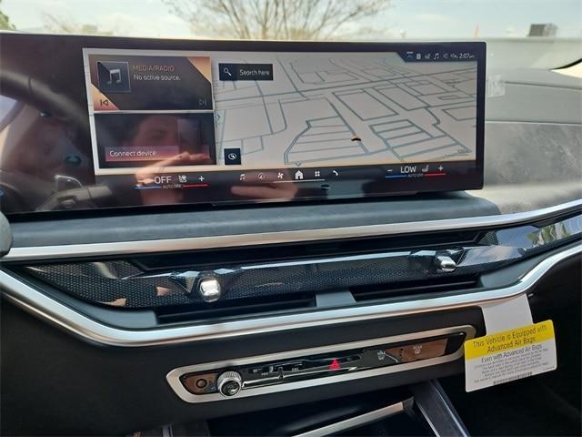 new 2025 BMW X7 car, priced at $93,690