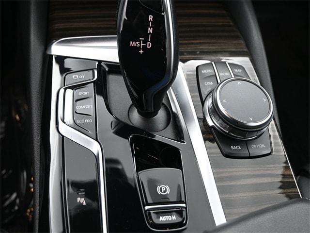 new 2022 BMW 530 car, priced at $38,550