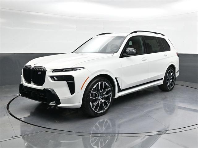 new 2026 BMW X7 car, priced at $118,275