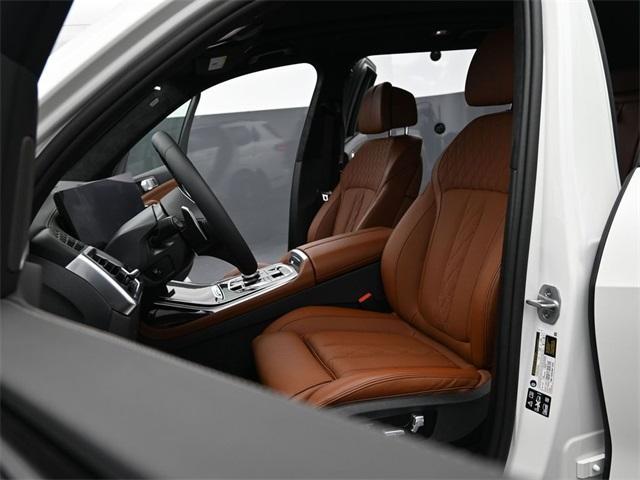 new 2026 BMW X7 car, priced at $118,275