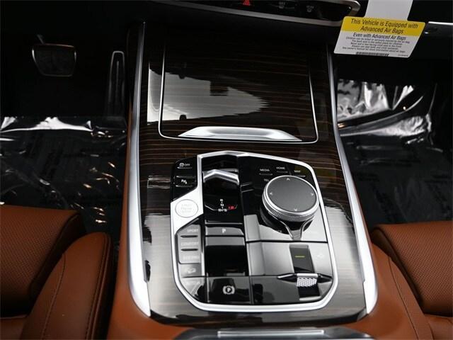 new 2026 BMW X7 car, priced at $118,275
