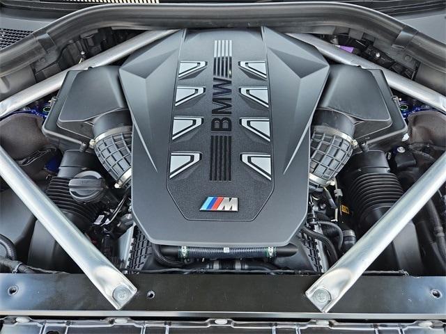 new 2026 BMW X7 car, priced at $121,305