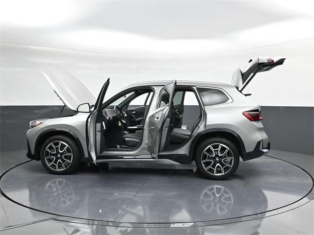 new 2025 BMW X1 car, priced at $47,980