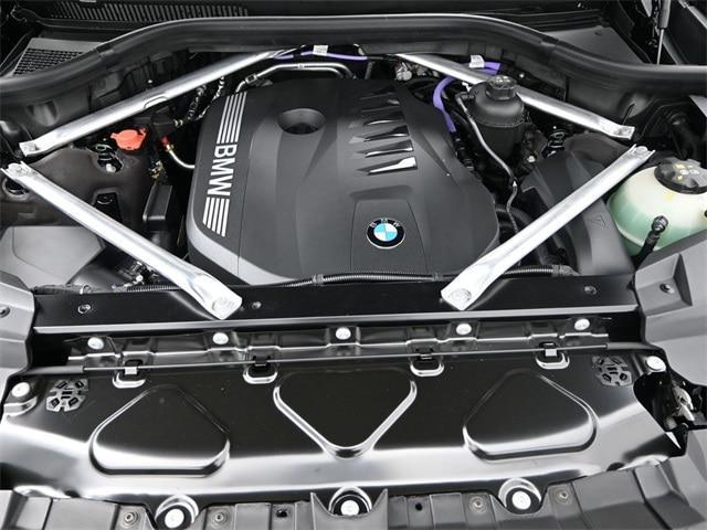 new 2026 BMW X7 car, priced at $102,925