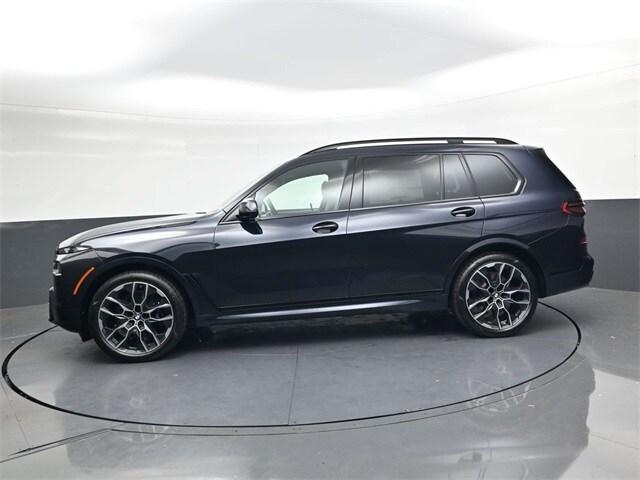new 2026 BMW X7 car, priced at $102,925