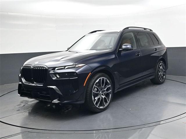 new 2026 BMW X7 car, priced at $102,925