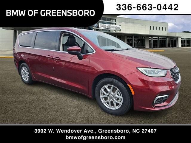 used 2023 Chrysler Pacifica car, priced at $20,596