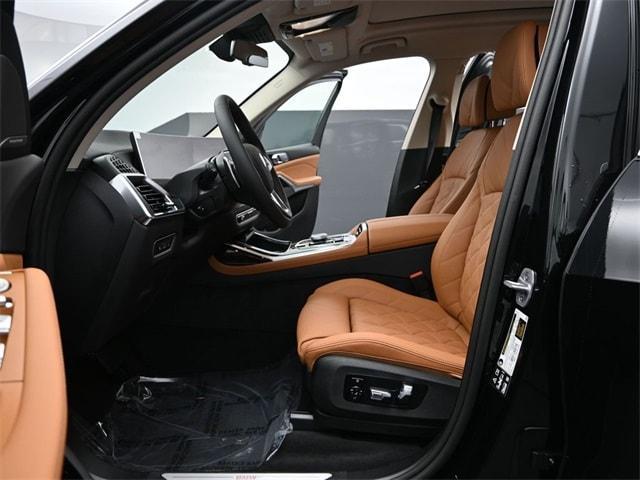 new 2026 BMW X7 car, priced at $92,785