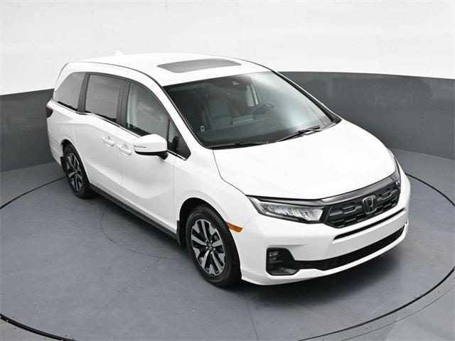 used 2025 Honda Odyssey car, priced at $42,300
