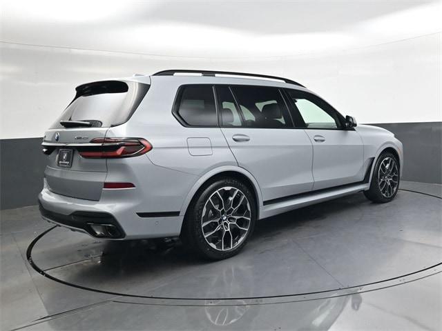 new 2026 BMW X7 car, priced at $101,655