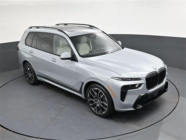 new 2026 BMW X7 car, priced at $101,655
