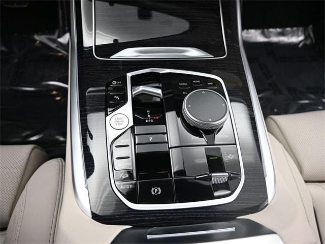 new 2026 BMW X7 car, priced at $101,655